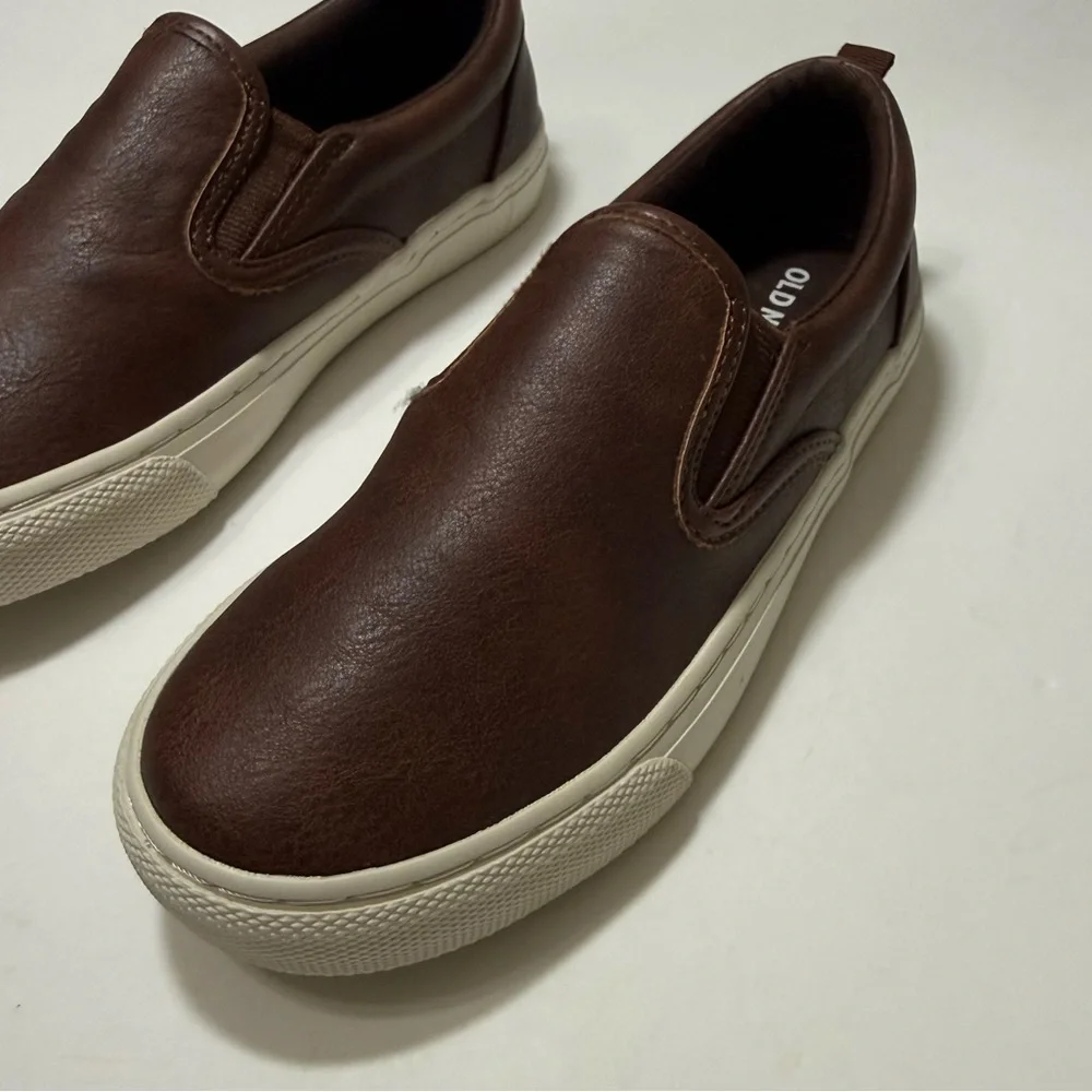 Old Navy Brown Slip-On Sneakers - Little Boys Size 1 *NWOT*
